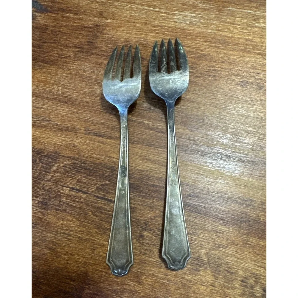 Vintage warwick silver plate N.Y. 7 salad forks 6.25 inches long